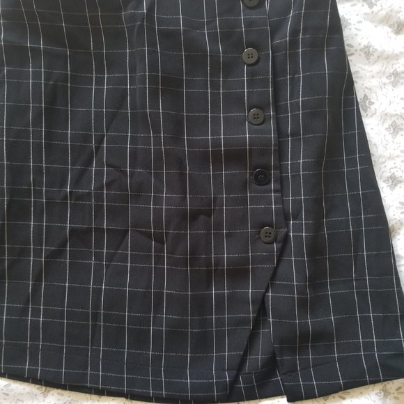 Forever21 Button Up Mini Skirt - Picture 4 of 6